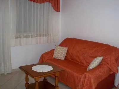 Apartment In Mit Garten Und Grill